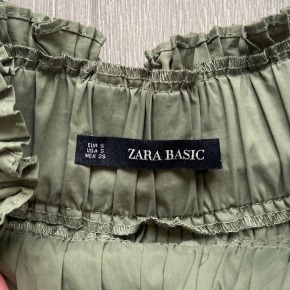 Green summer skirt - Picture 2 of 3